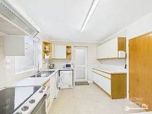 Kitchen/Dining Room- click for photo gallery